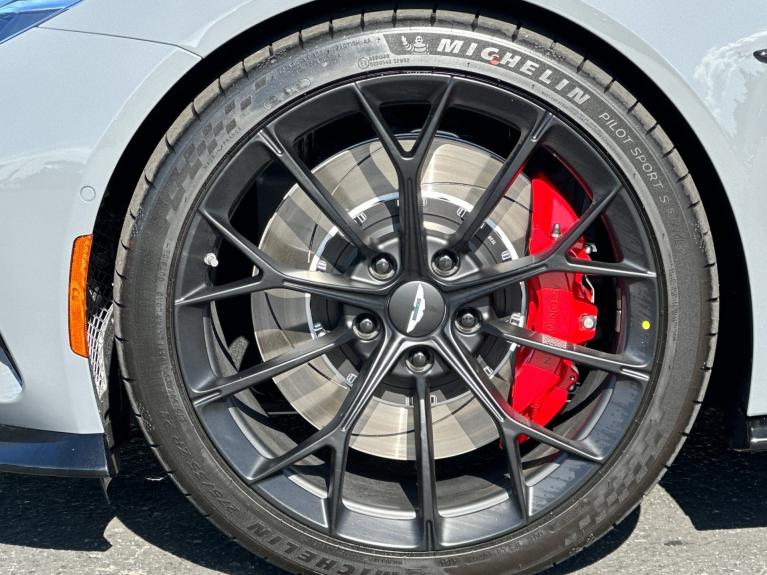 Used 2026 Aston Martin Vantage Roadster for sale $241,025 at Aston Martin Los Gatos in Los Gatos CA 95032 4