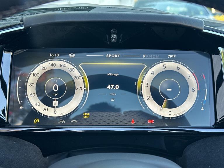 Used 2026 Aston Martin Vantage Roadster for sale $241,025 at Aston Martin Los Gatos in Los Gatos CA 95032 6